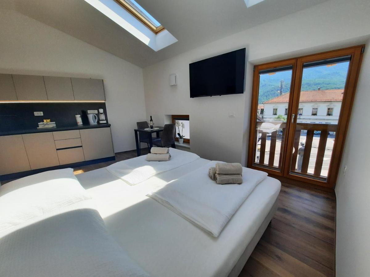 Apartments Hlapi With Spa Kobarid Extérieur photo