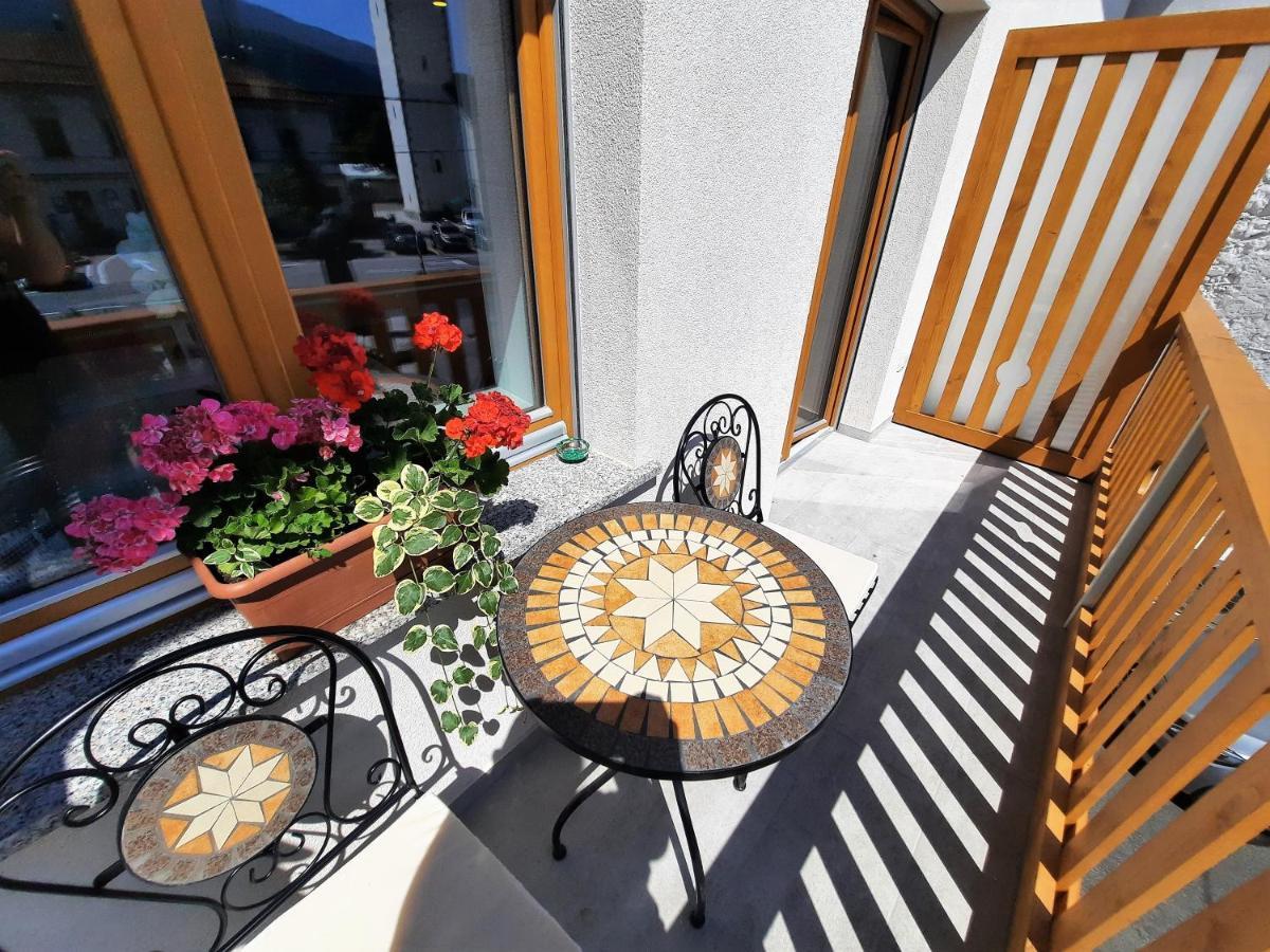 Apartments Hlapi With Spa Kobarid Extérieur photo
